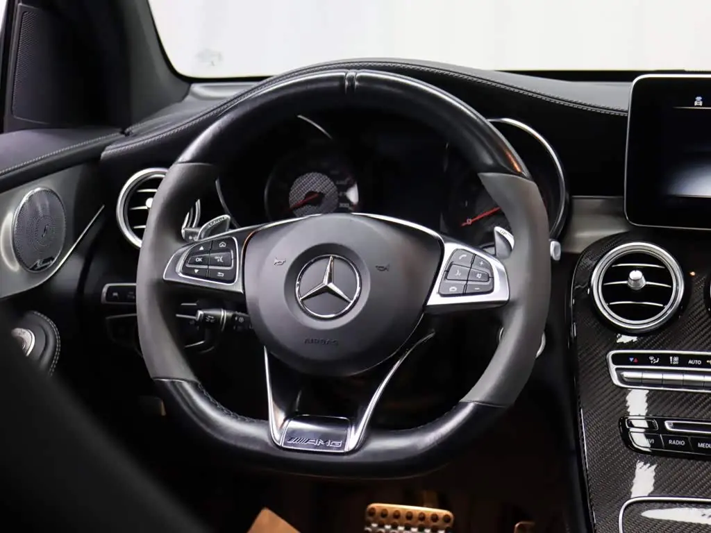 Mercedes-Benz GLC Coupe AMG 2020 — Фото 15/20