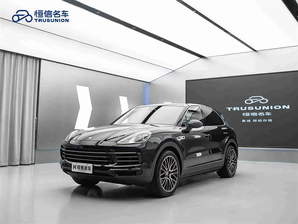 Porsche Cayenne 2021 — Photo 3/20