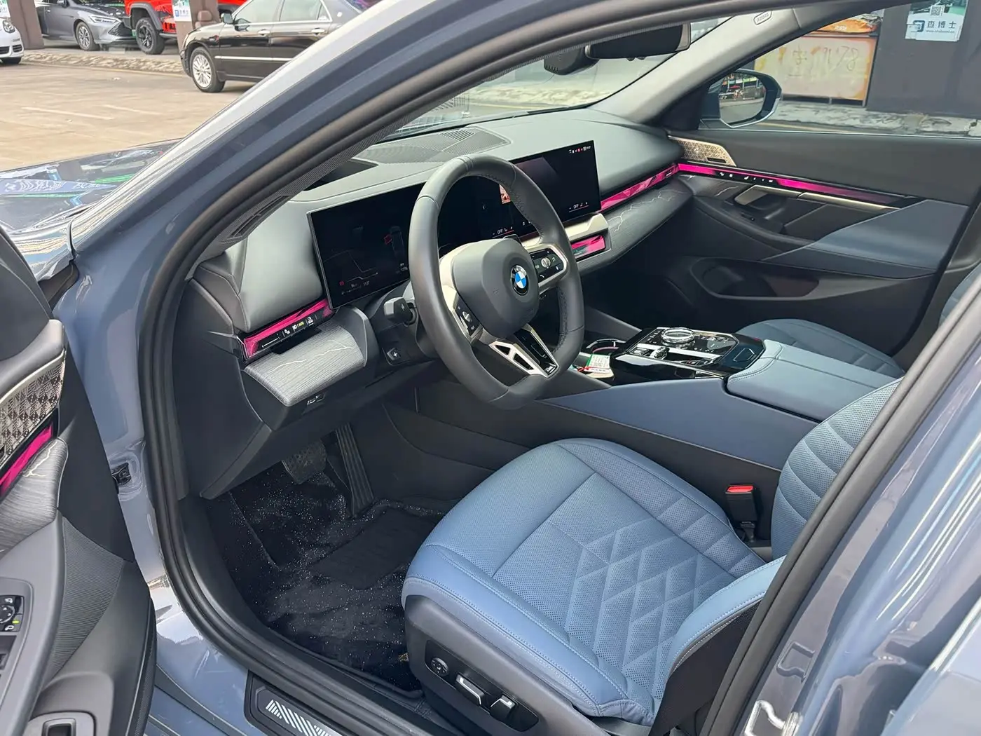 BMW 5 Series 2024 — Photo 10/19