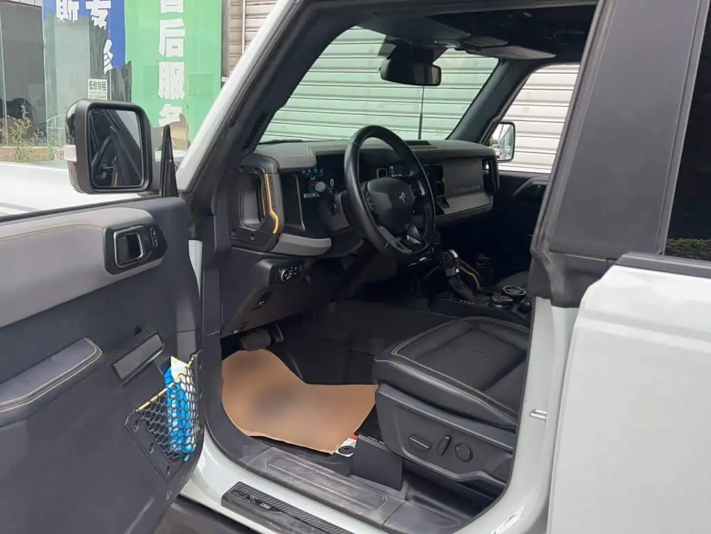 Ford Bronco 2024 — Şəkil 19/20
