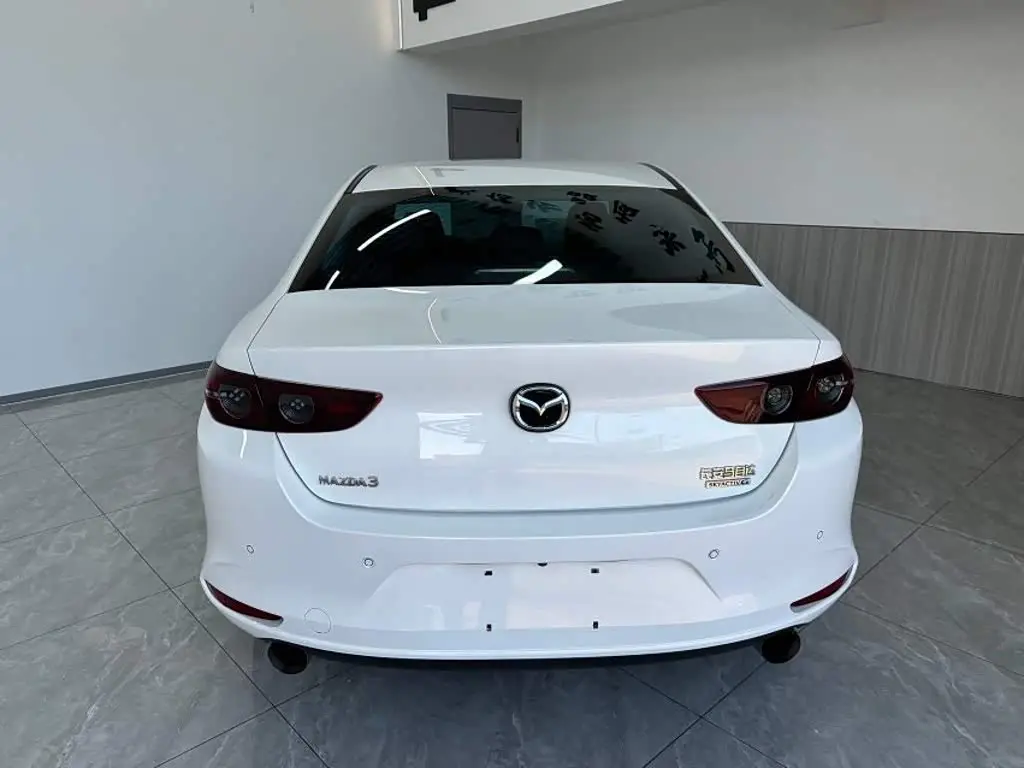 Mazda Mazda3 Axela 2023 — Şəkil 5/13