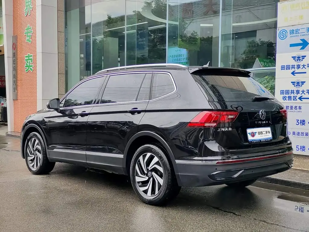 Volkswagen Tiguan L 2024 — Фото 4/11