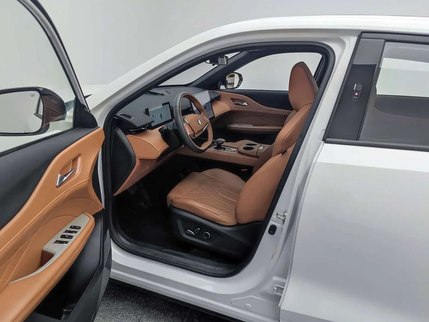 Changan UNI-Z New Energy 2024 — Şəkil 13/20