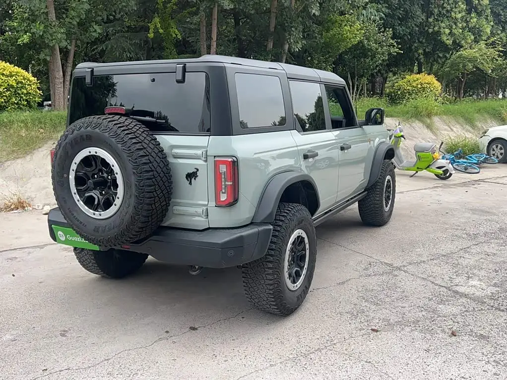 Ford Bronco 2024 — Şəkil 9/20