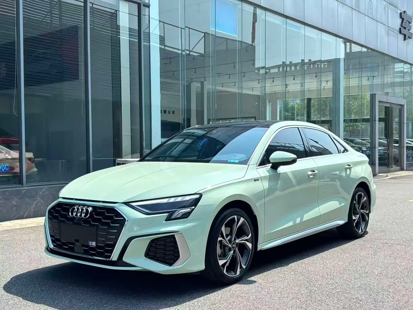 Audi A3 2023 — Şəkil 1/12