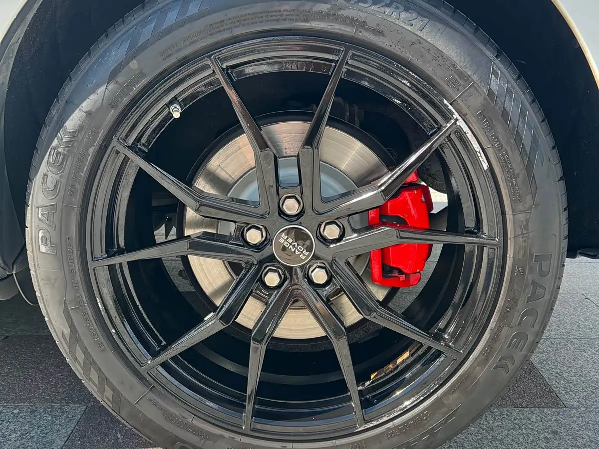 Land Rover Range Rover Sport 2015 — Photo 4/18