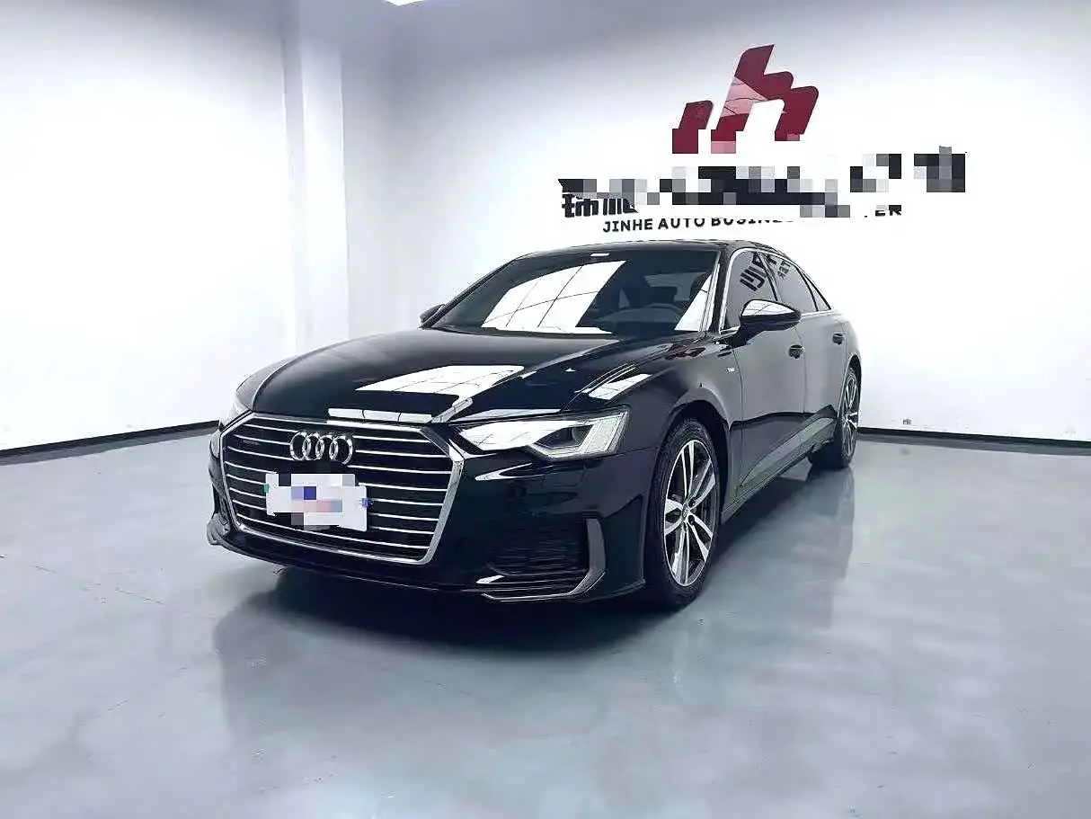 Audi A6L 2021 — Photo 1/9