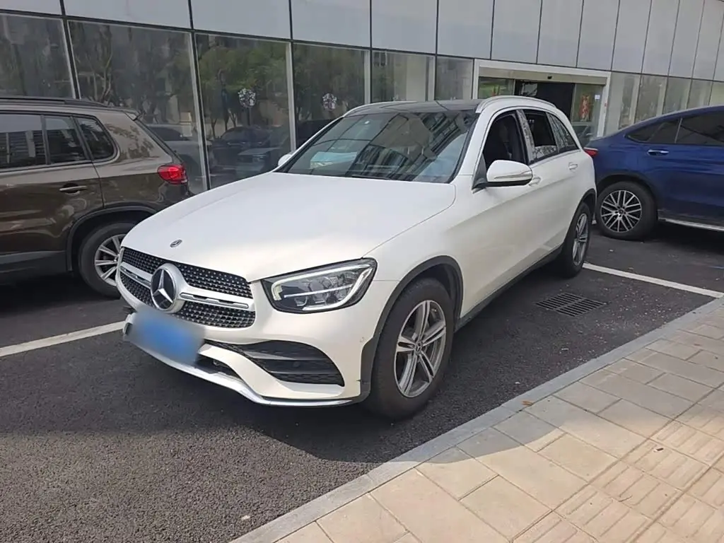 Mercedes-Benz GLC 2020 — Photo 1/20