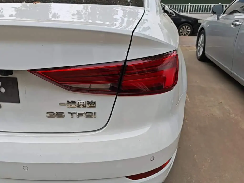 Audi A3 2020 — Şəkil 8/20