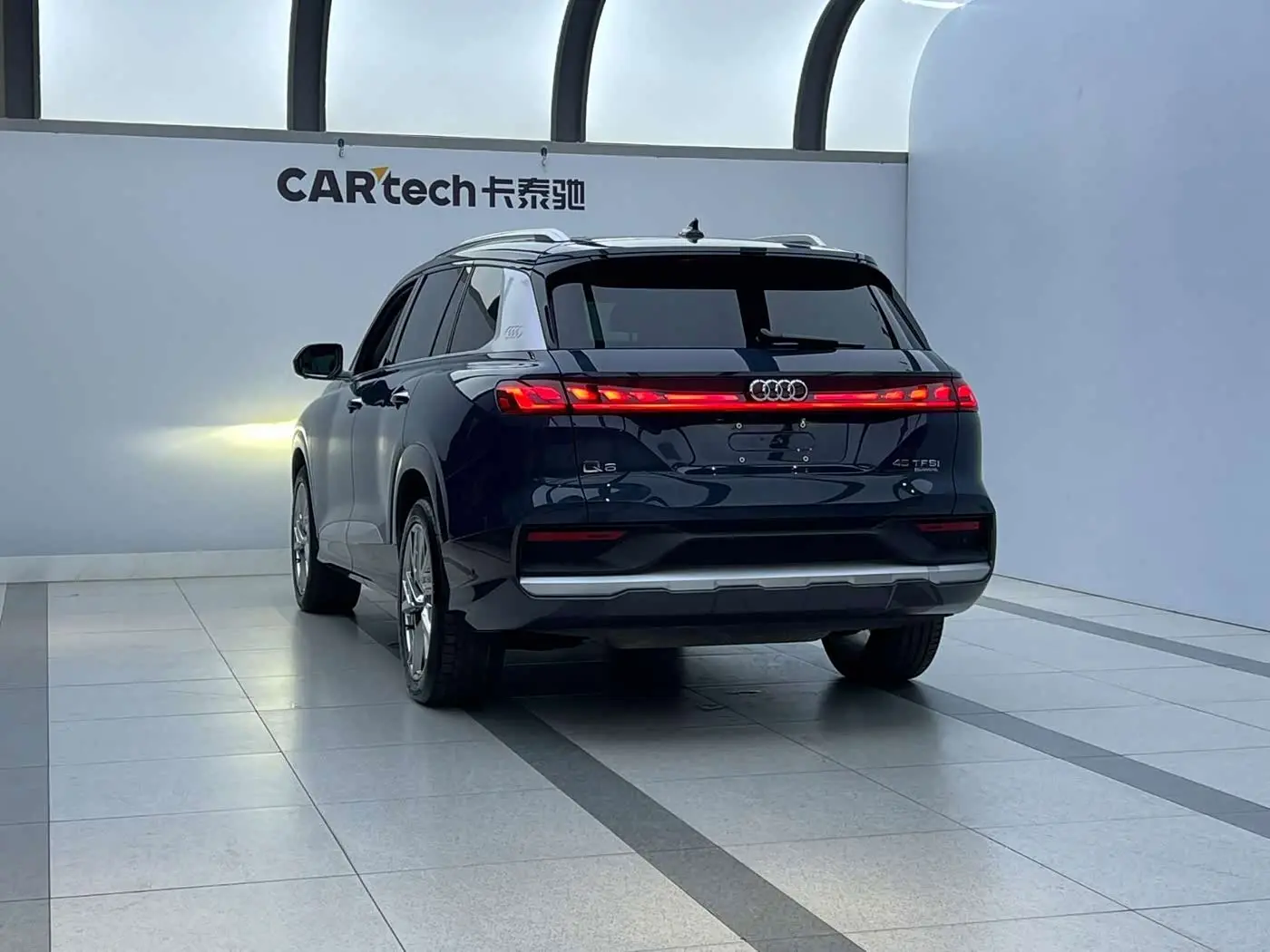 Audi Q6 2022 — Şəkil 4/9