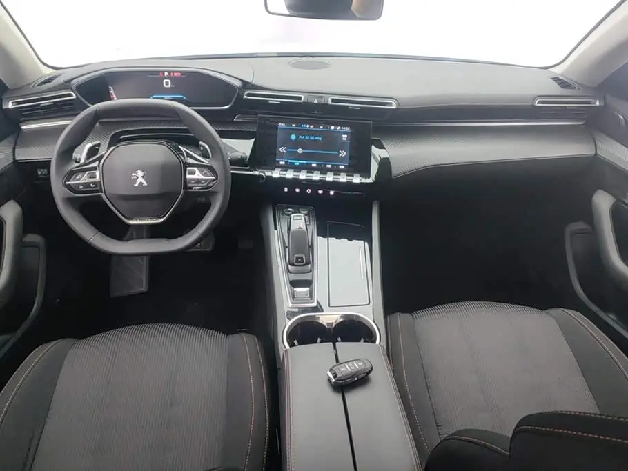 Peugeot 508 2024 — Фото 12/16