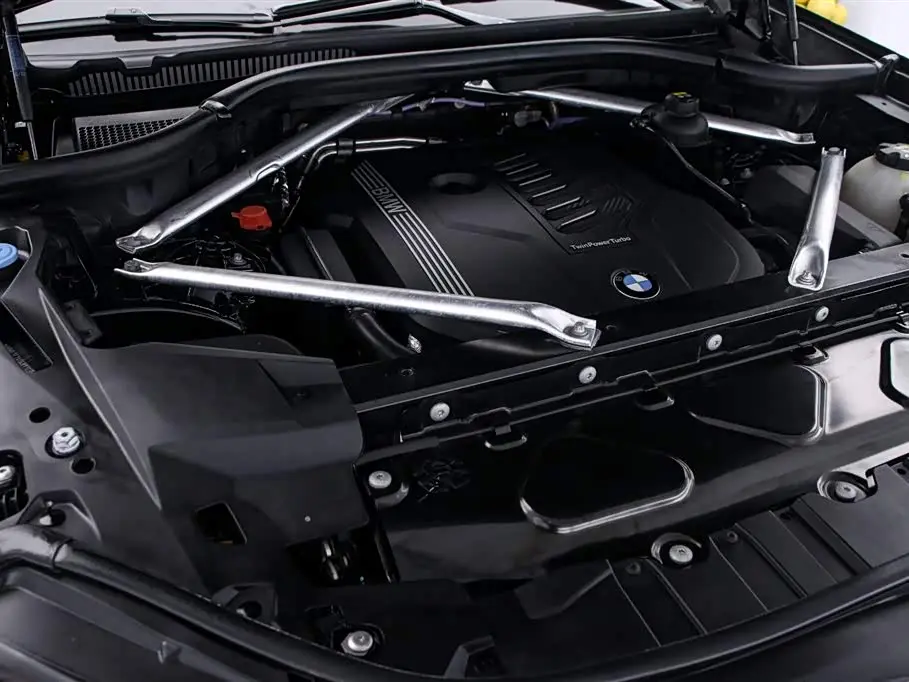 BMW X6 2023 — Photo 17/17