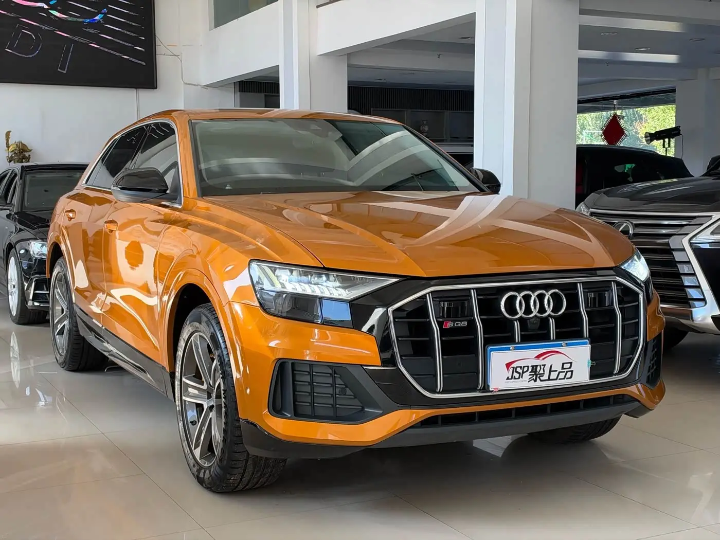 Audi Q8 2020 — Фото 3/19