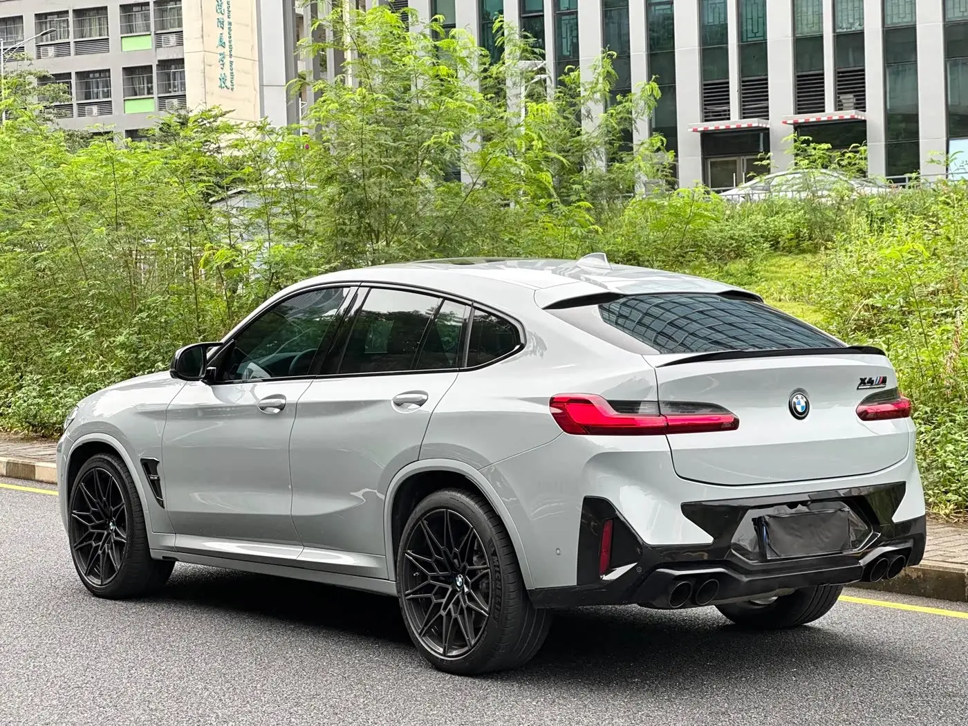 BMW X4 M 2022 — Photo 9/11