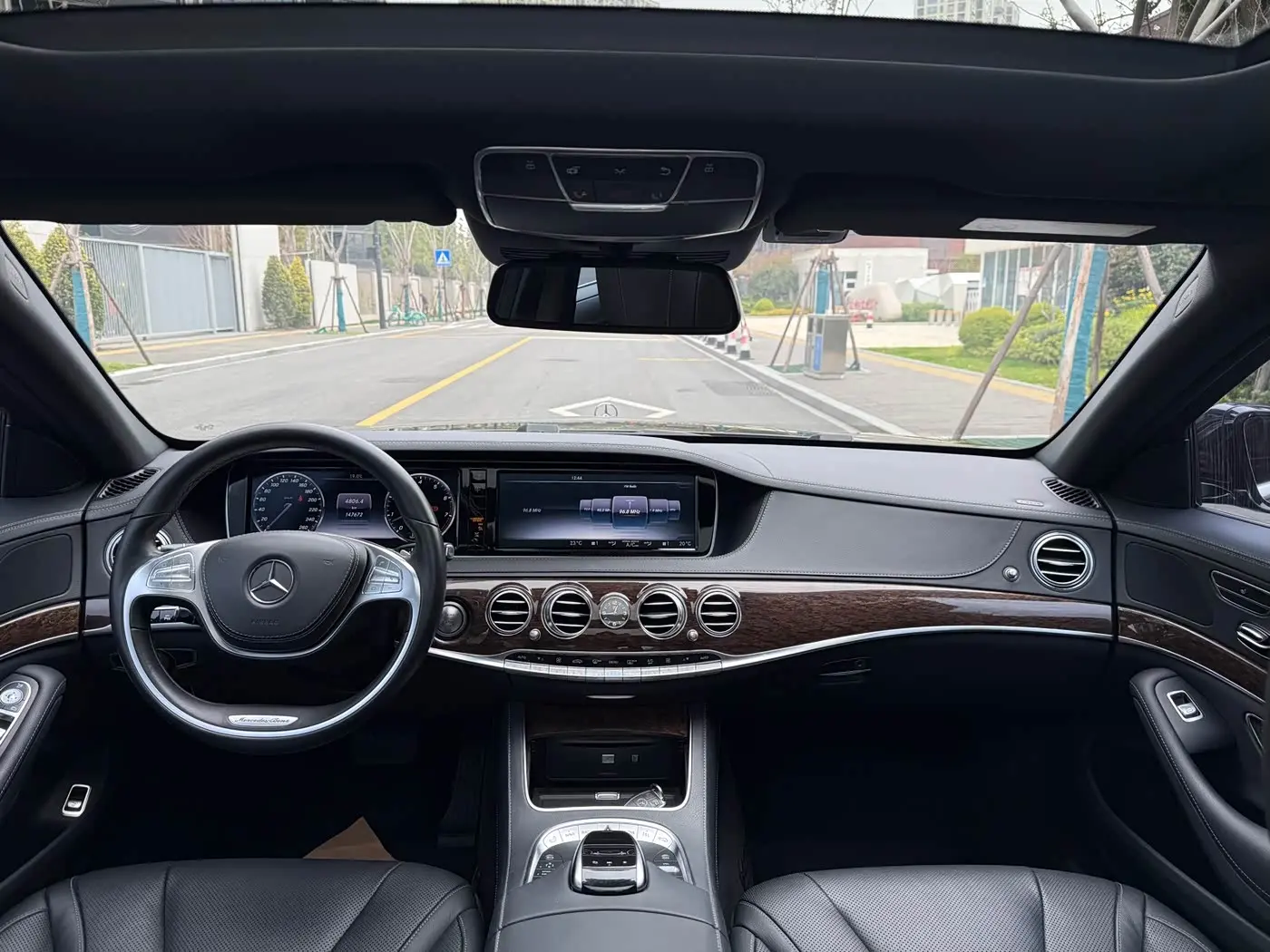 Mercedes-Benz S-Class 2017 — Photo 13/17