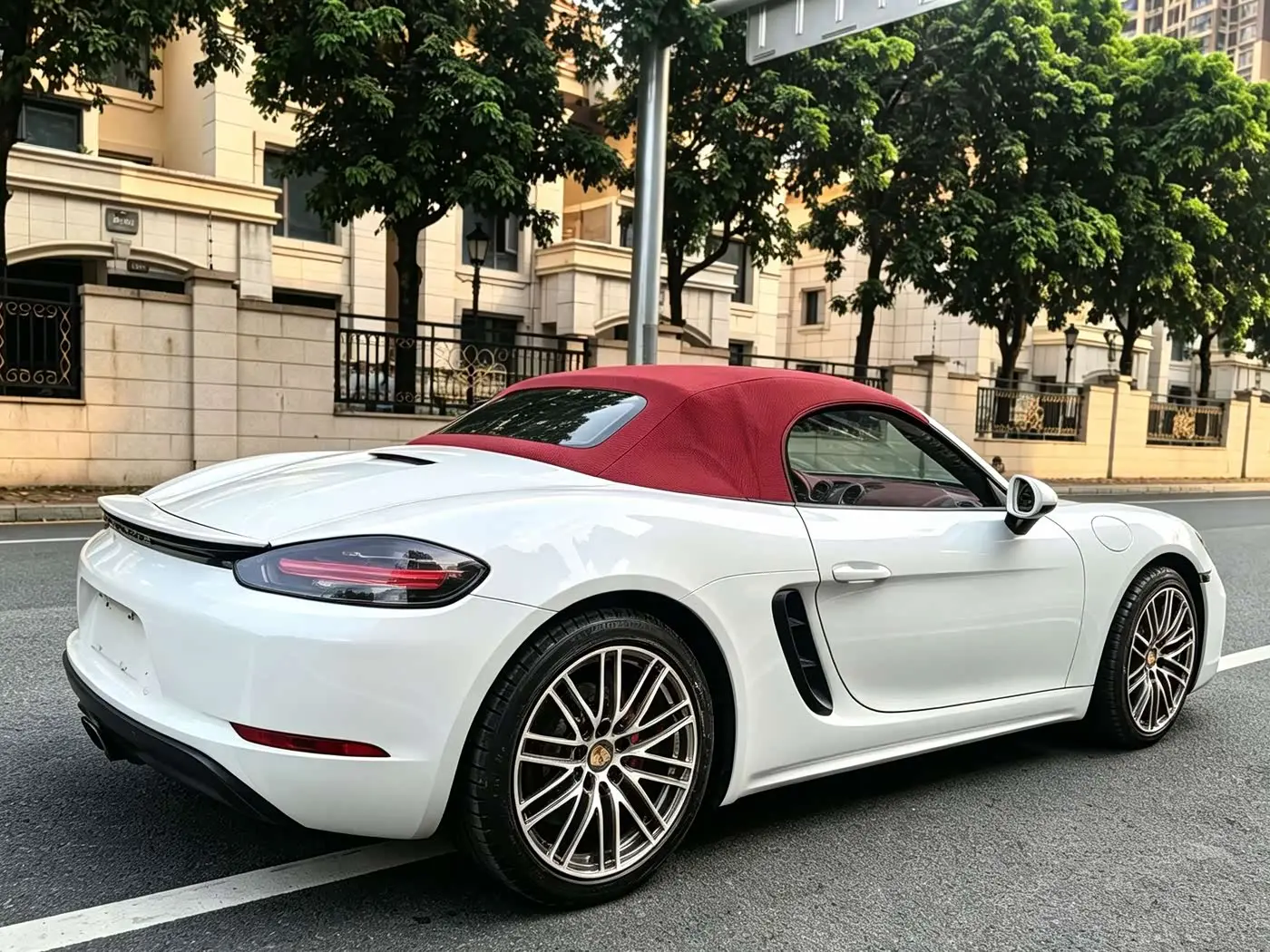 Porsche 718 2018 — Фото 9/16