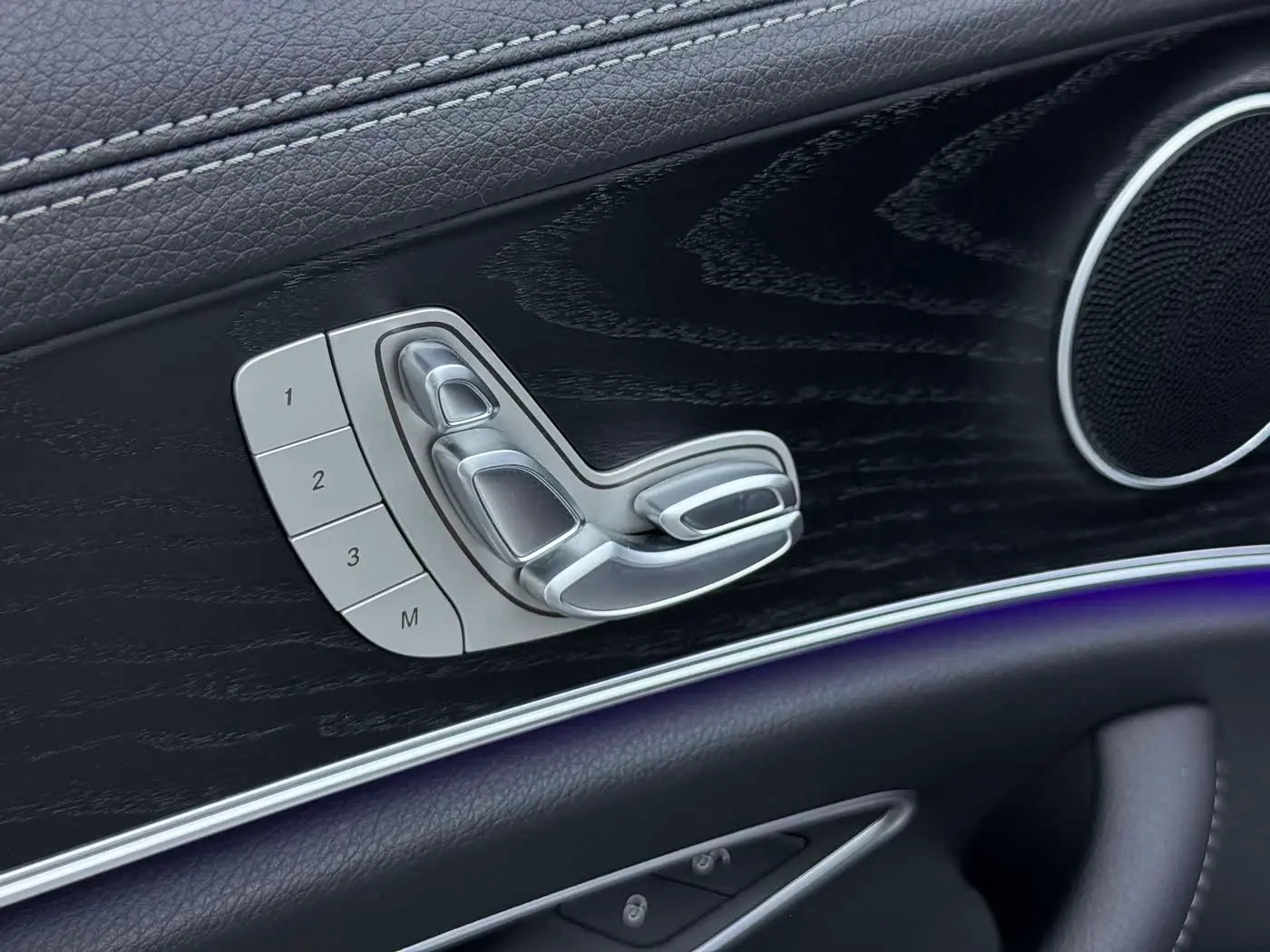 Mercedes-Benz E-Class 2023 — Şəkil 10/20