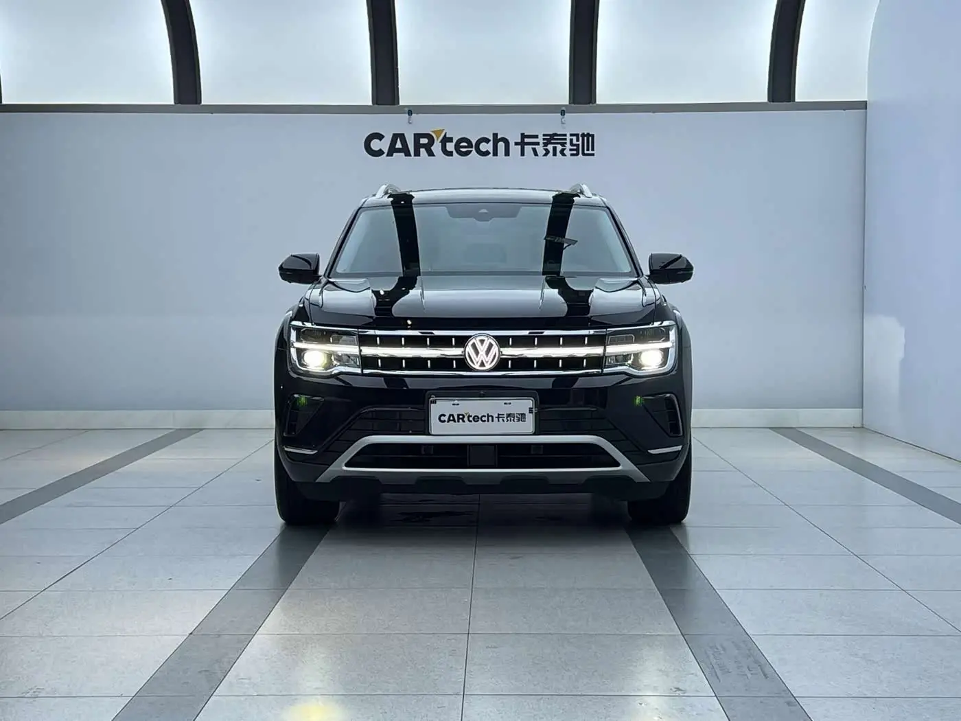 Volkswagen Teramont 2023 — Фото 4/9