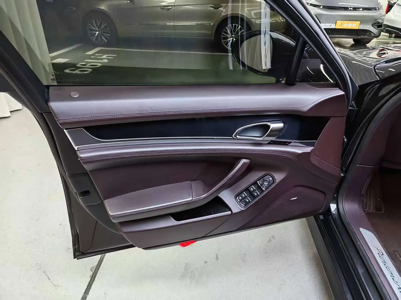 Porsche Panamera 2012 — Photo 13/20
