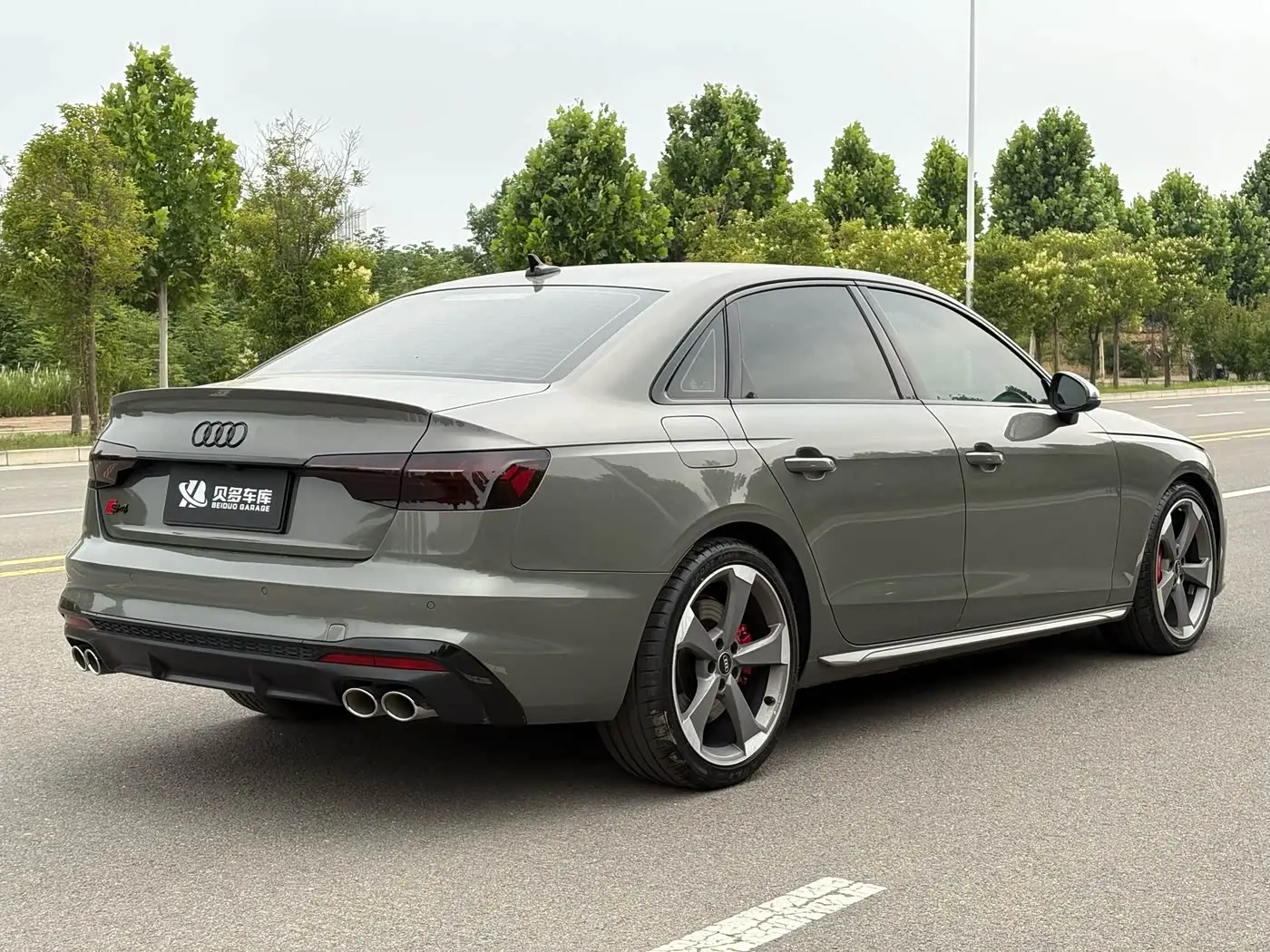Audi S4 2023 — Photo 7/17