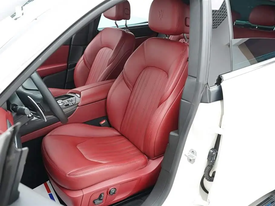 Maserati Levante 2018 — Şəkil 7/20