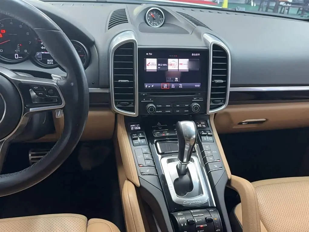 Porsche Cayenne 2017 — Şəkil 5/20