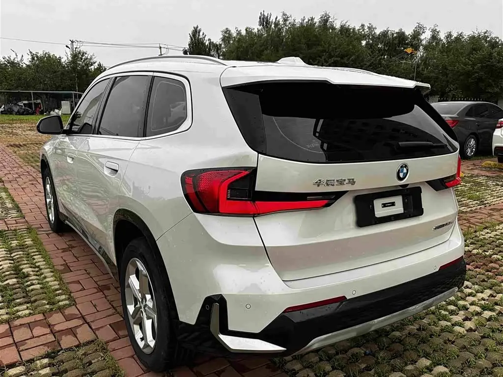BMW X1 2023 — Şəkil 17/20
