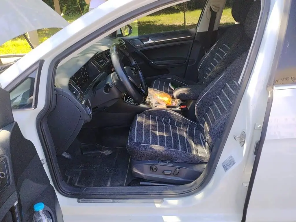 Volkswagen Golf 2020 — Şəkil 8/20