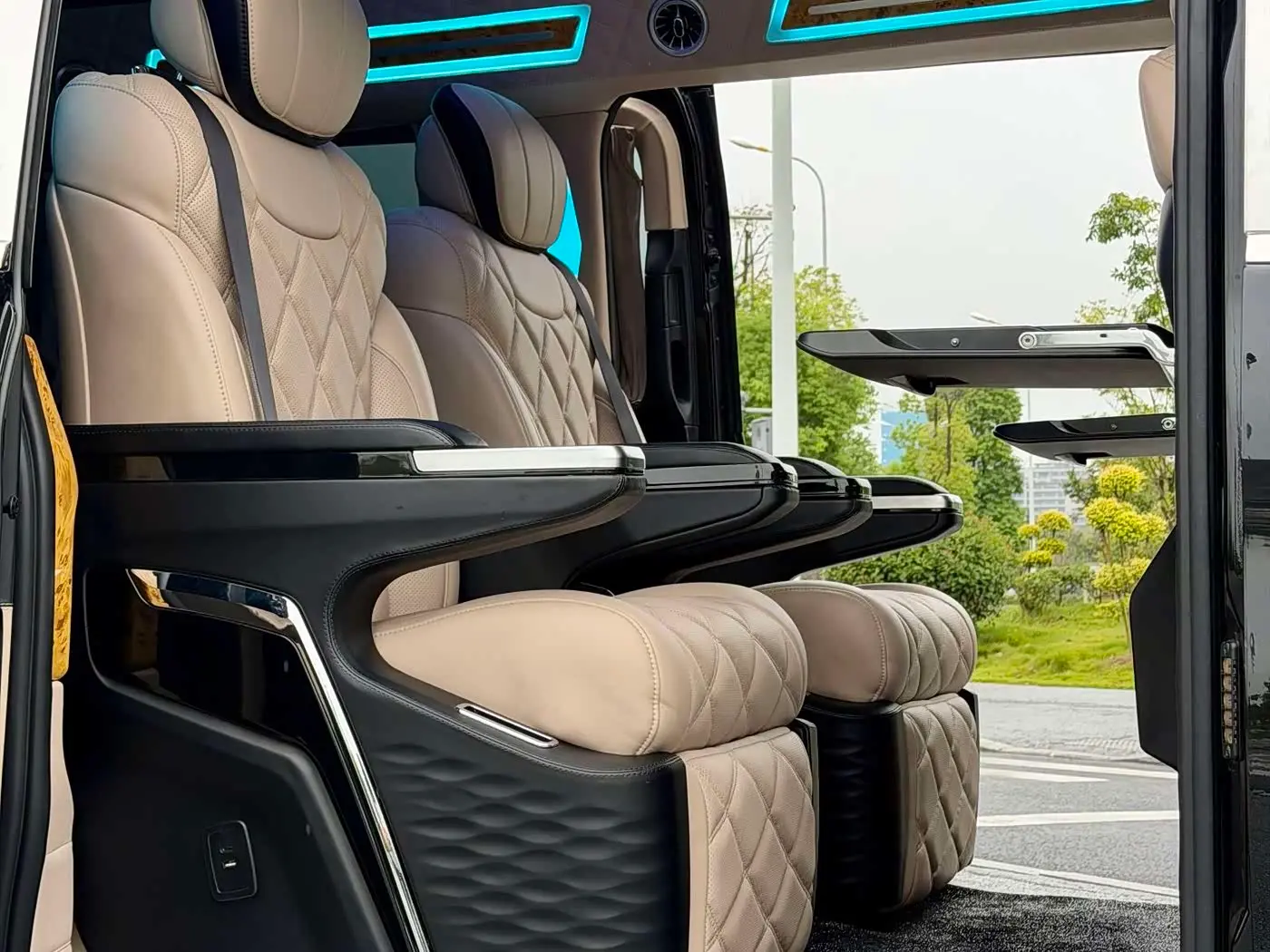 Mercedes-Benz Vito 2021 — Photo 15/19