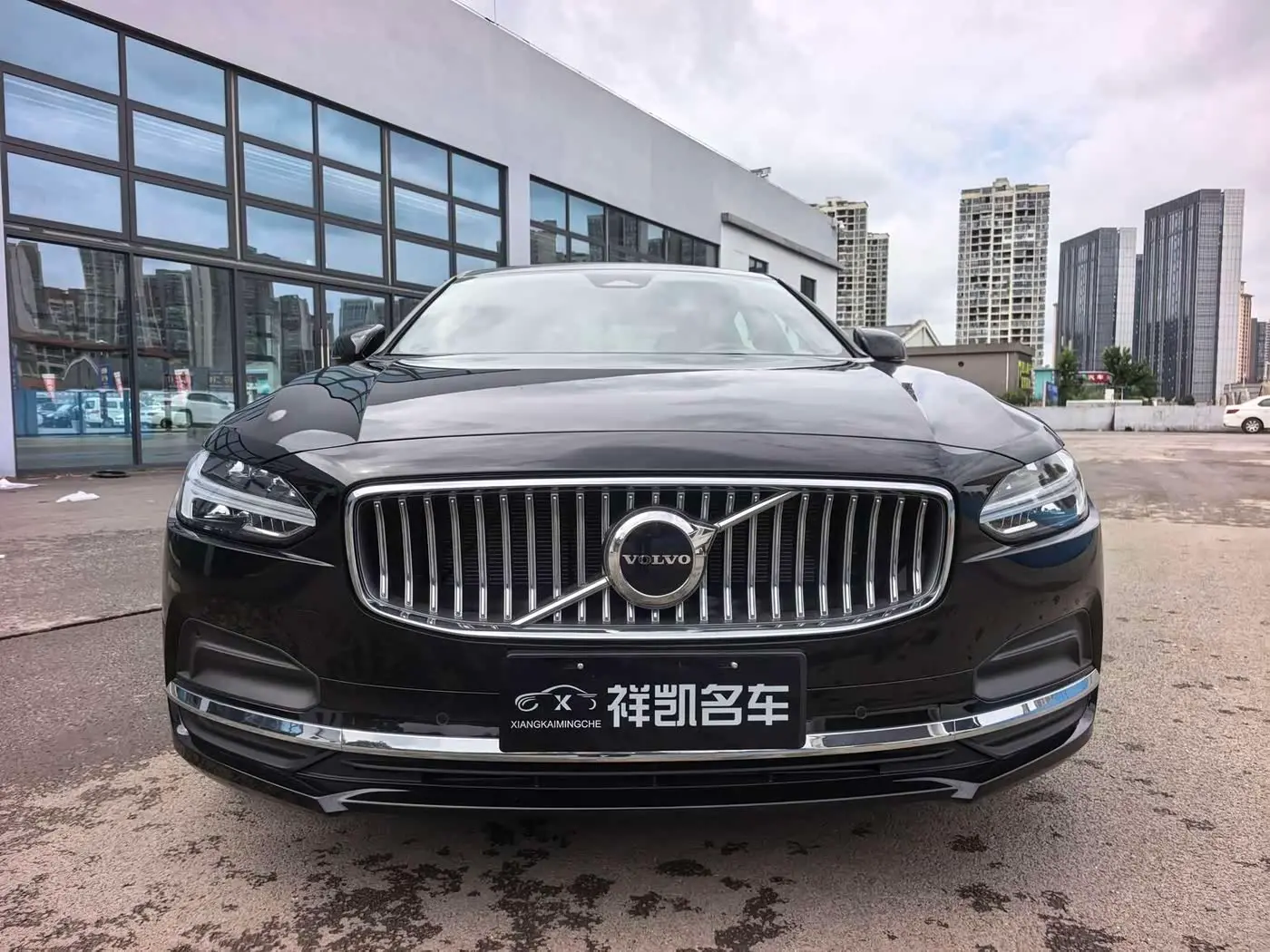 Volvo S90 2025 — Photo 5/12