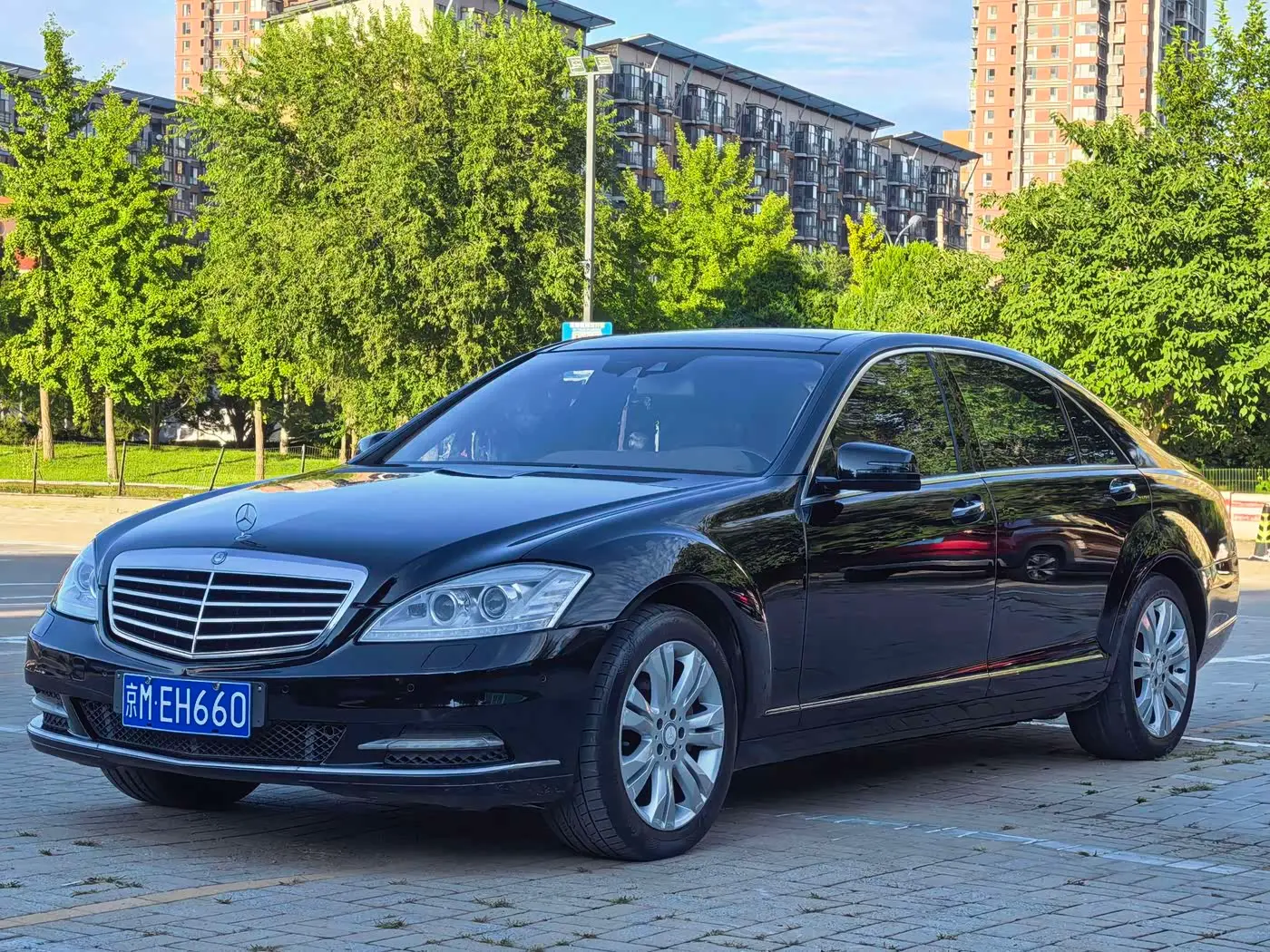 Mercedes-Benz S-Class 2010 — Şəkil 1/14