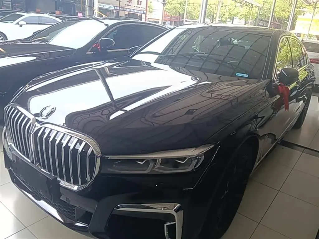 BMW 7 Series 2020 — Photo 1/20
