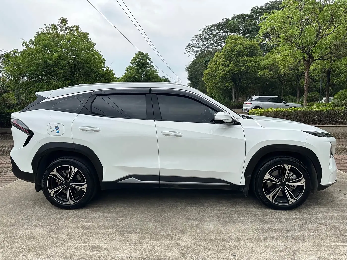 Geely Galaxy Galaxy L7 2024 — Фото 13/20