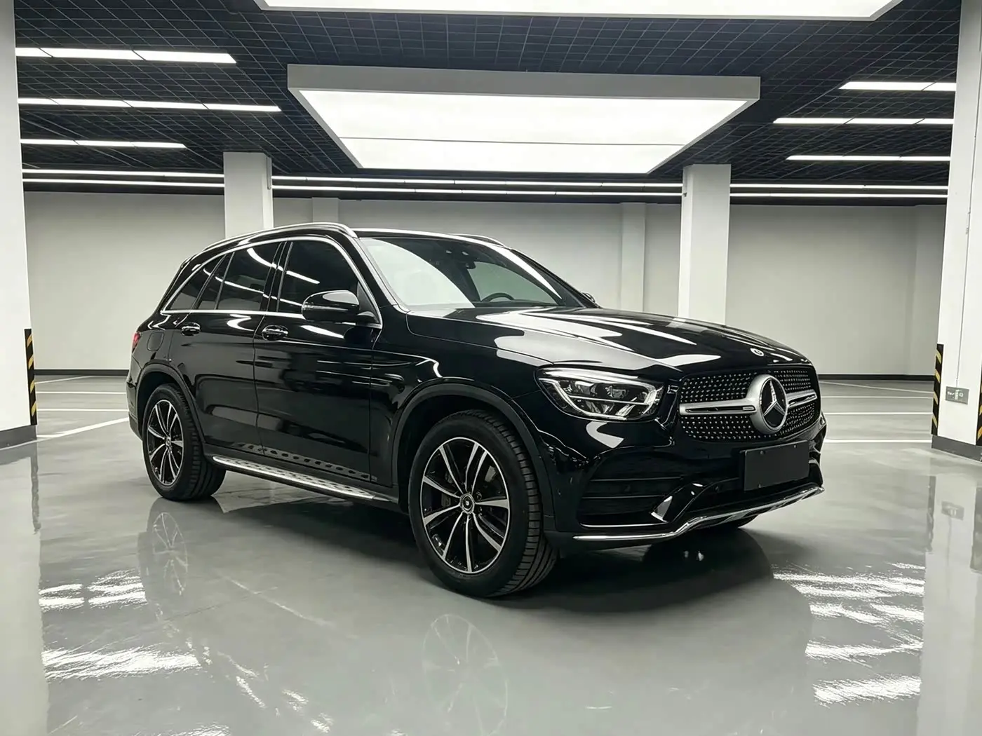 Mercedes-Benz GLC 2022 — Photo 2/16