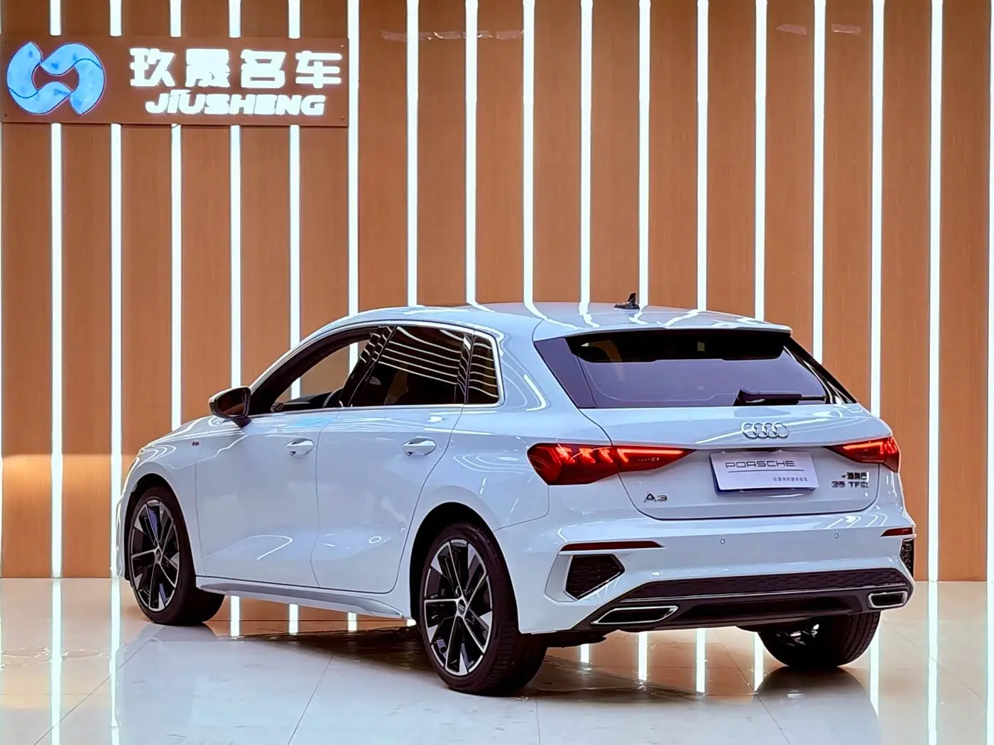 Audi A3 2023 — Photo 12/14