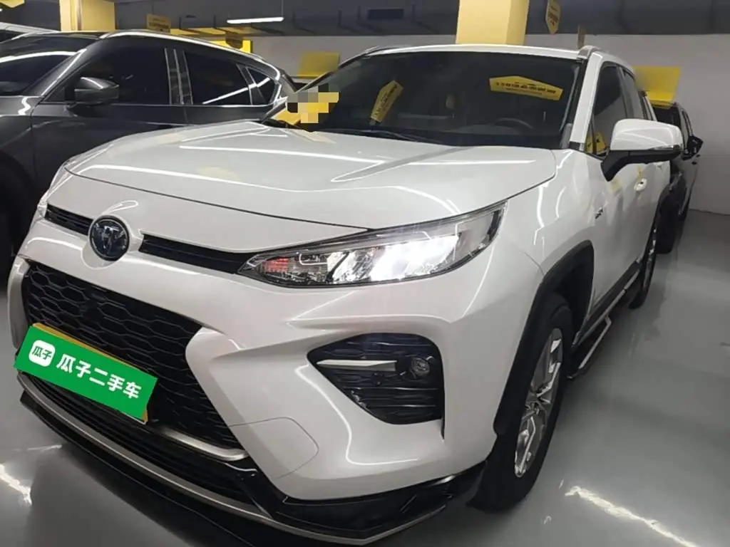 Toyota Wildlander 2020 — Фото 1/20