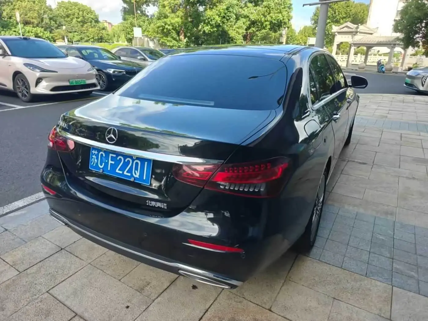 Mercedes-Benz E-Class 2021 — Photo 4/9