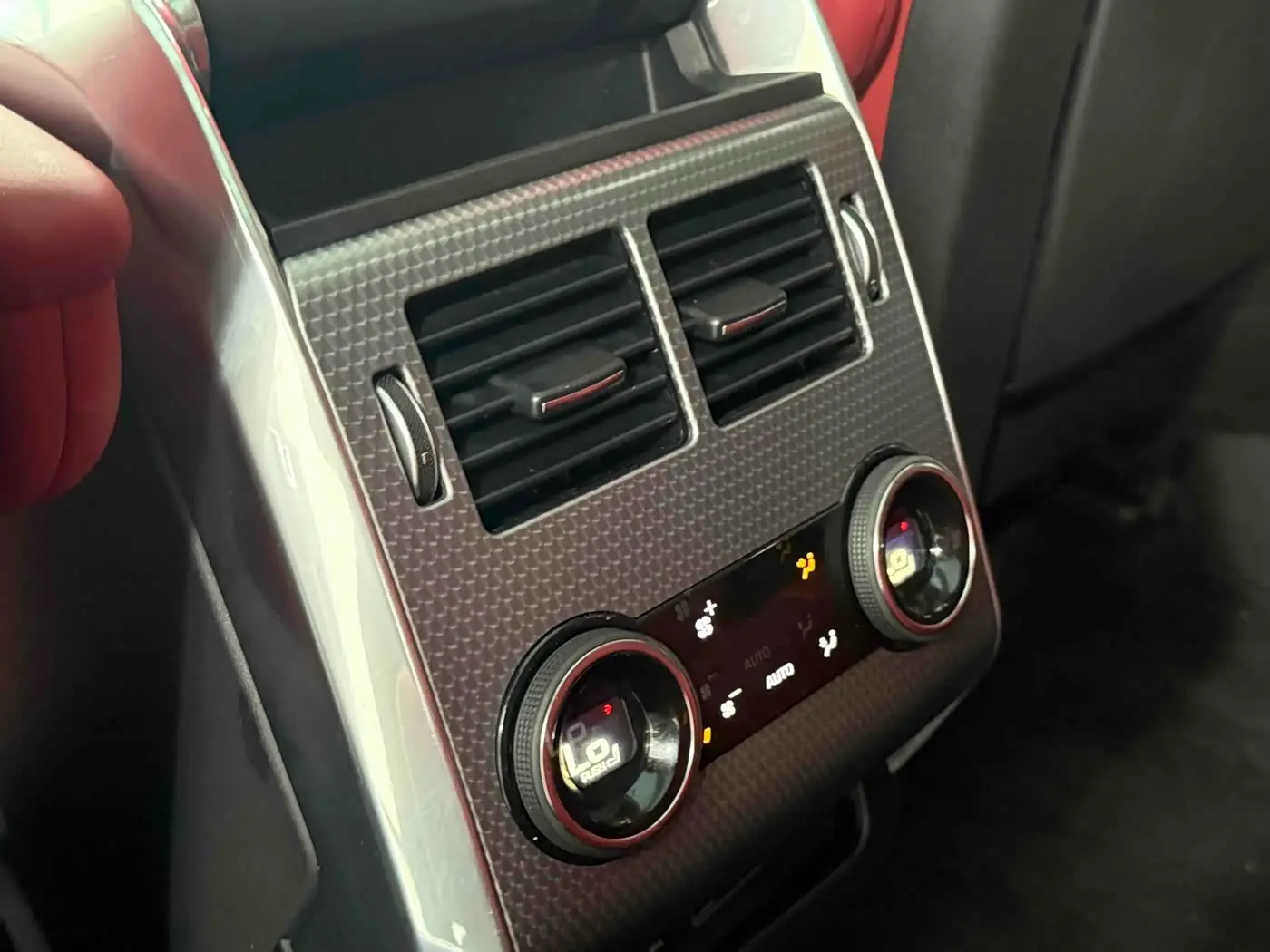 Land Rover Range Rover Sport 2021 — Photo 18/20