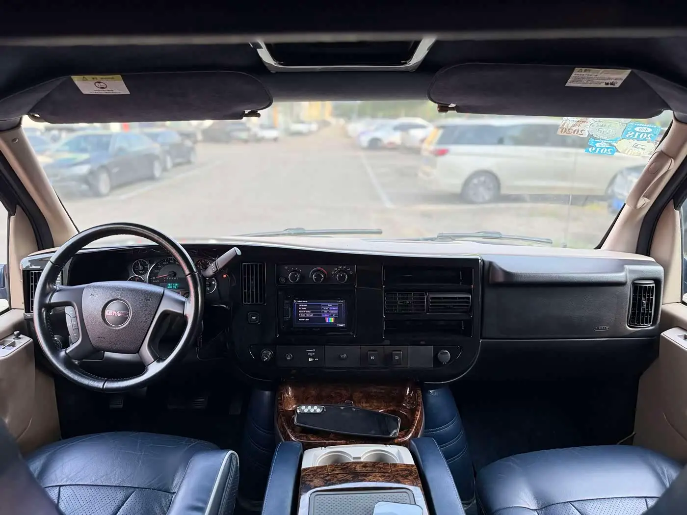 GMC Savana 2016 — Şəkil 13/14