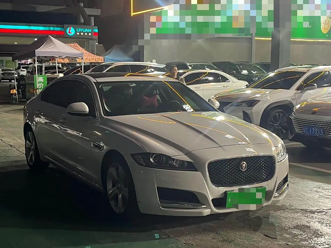 Jaguar XFL 2020 — Фото 2/12