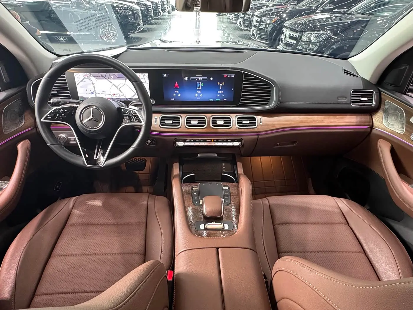 Mercedes-Benz GLS 2025 — Фото 9/20