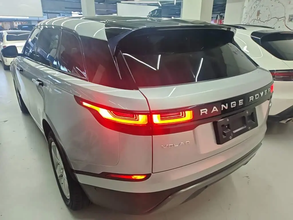 Land Rover Range Rover Velar 2021 — Photo 5/20