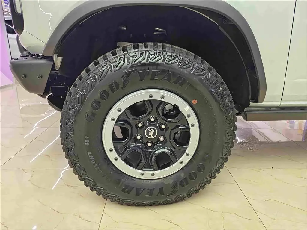 Ford Bronco 2026 — Şəkil 15/19