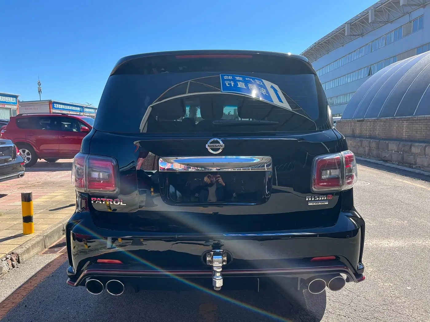 Nissan Patrol 2017 — Photo 5/20