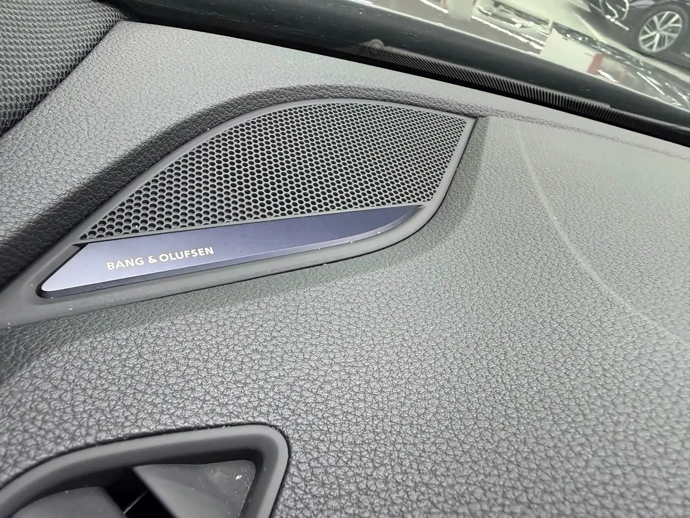 Audi S4 2023 — Photo 7/18