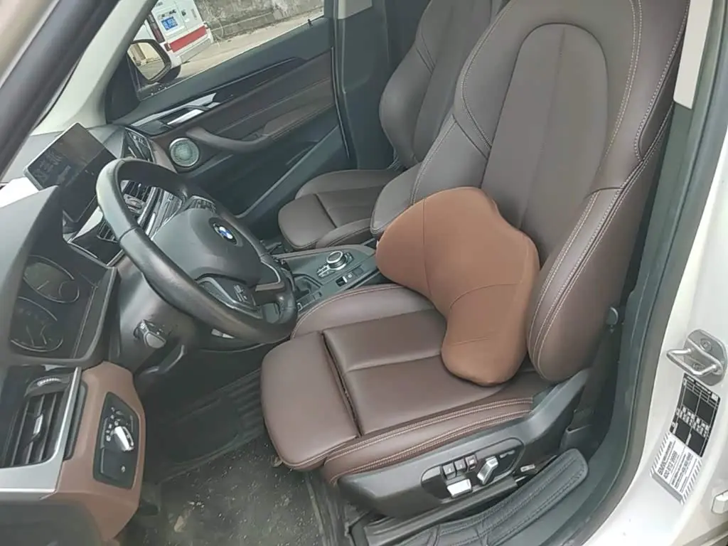 BMW X1 2022 — Фото 15/20