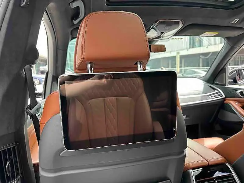 BMW X7 2020 — Photo 12/15