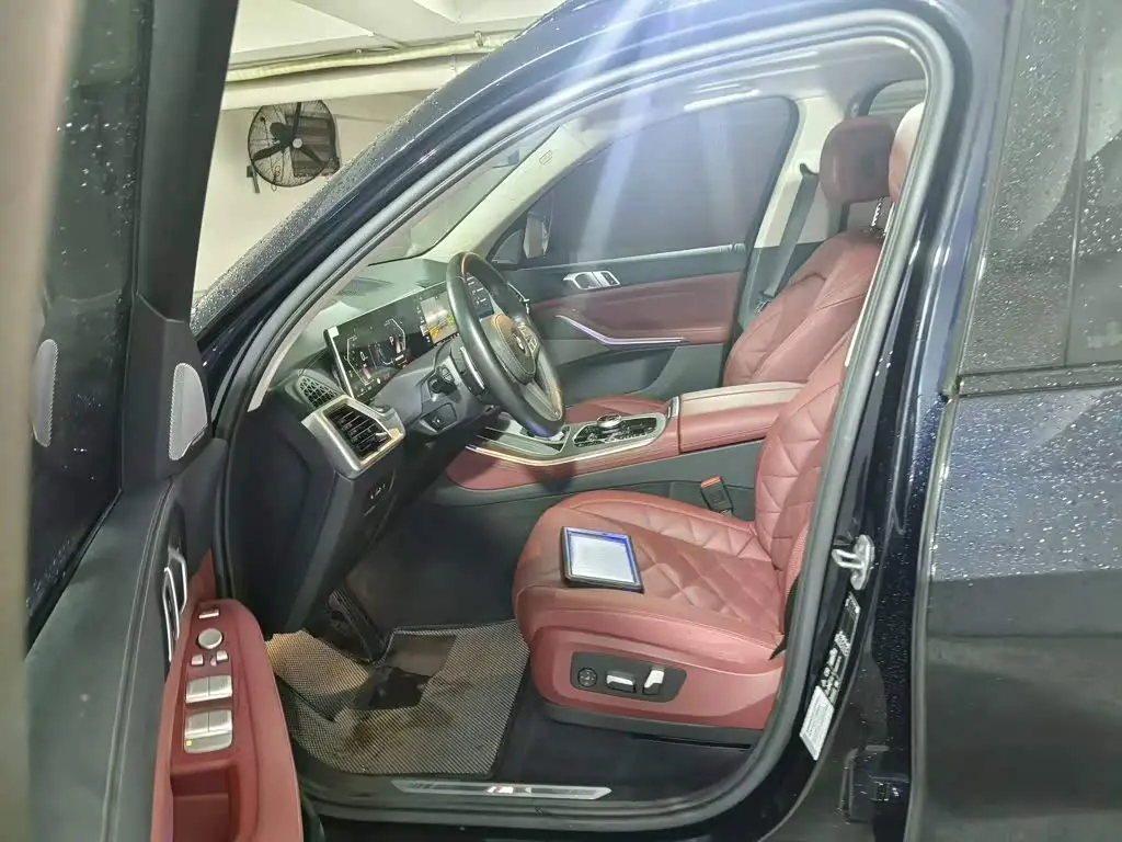 BMW X5 2024 — Photo 1/4