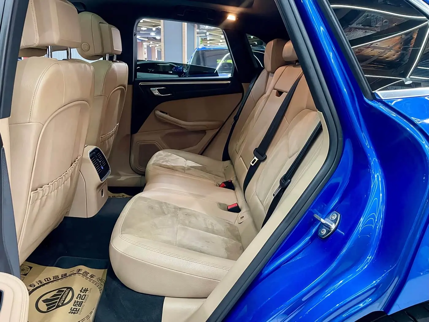 Porsche Macan 2019 — Photo 11/16