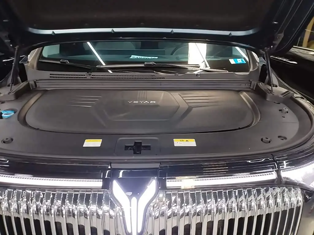 Voyah Auto Voyah Dreamer 2025 — Photo 20/20